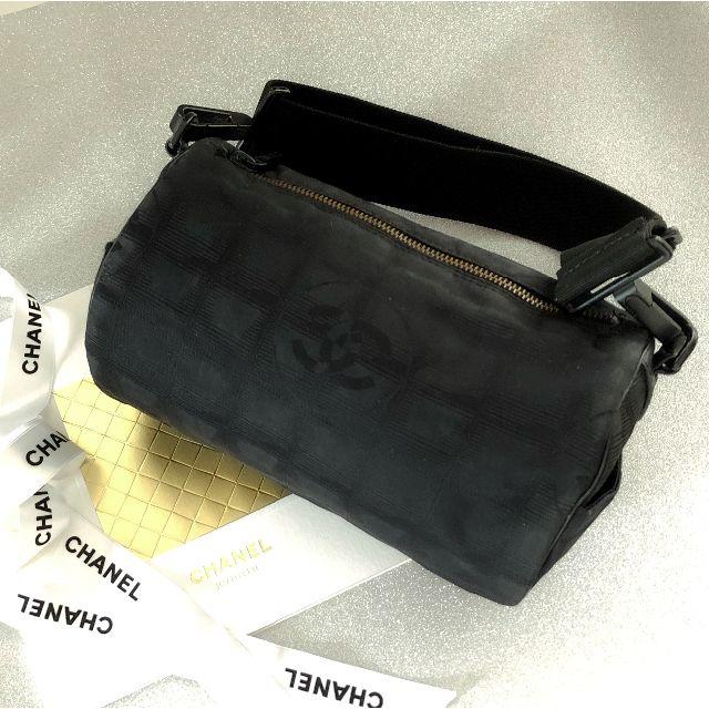 CHANEL - 正規品 美品　Chanel ニュートラベルライン  レディース ショルダーバッグ