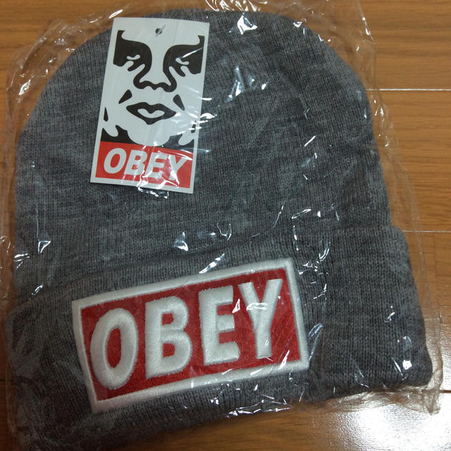 OBEY(オベイ)の新品未使用☆OBEY ニット帽  メンズの帽子(ニット帽/ビーニー)の商品写真