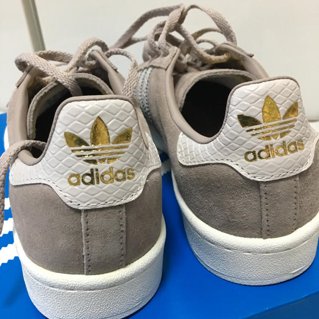 adidas(アディダス)のadidas アディダス スニーカー レディースの靴/シューズ(スニーカー)の商品写真