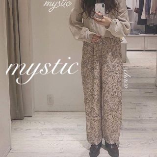 フーズフーチコ(who's who Chico)の新作❄️¥8250【mystic】ドット花柄パンツ イージーワイドパンツ(カジュアルパンツ)