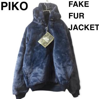 ピコ(PIKO)のPIKO フェイクファーパーカー　ネイビー　サイズM(パーカー)