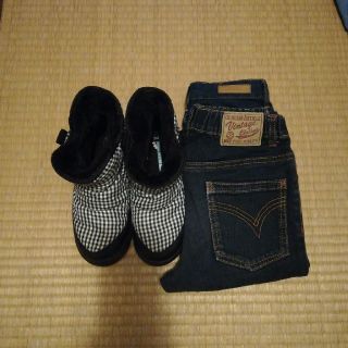 ジャンクストアー(JUNK STORE)の★maimai様専用★スノーブーツとジーンズ2点(パンツ/スパッツ)