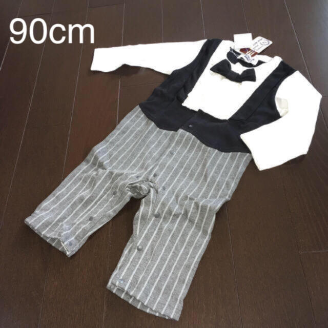 タキシード風ロンパース  90cm新品 キッズ/ベビー/マタニティのキッズ服男の子用(90cm~)(ドレス/フォーマル)の商品写真