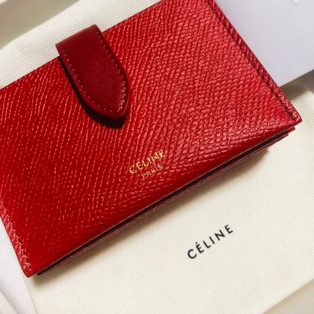 celine(セリーヌ)の専用　セリーヌ 今季新ロゴアコーディオンカードケースレッド レディースのファッション小物(名刺入れ/定期入れ)の商品写真