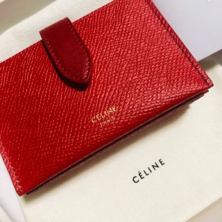 セリーヌ(celine)の専用　セリーヌ 今季新ロゴアコーディオンカードケースレッド(名刺入れ/定期入れ)