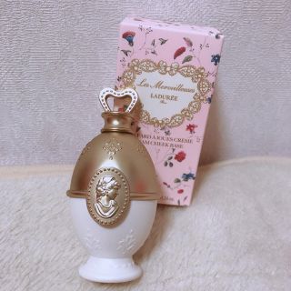 レメルヴェイユーズラデュレ(Les Merveilleuses LADUREE)のラデュレ　チーク(チーク)