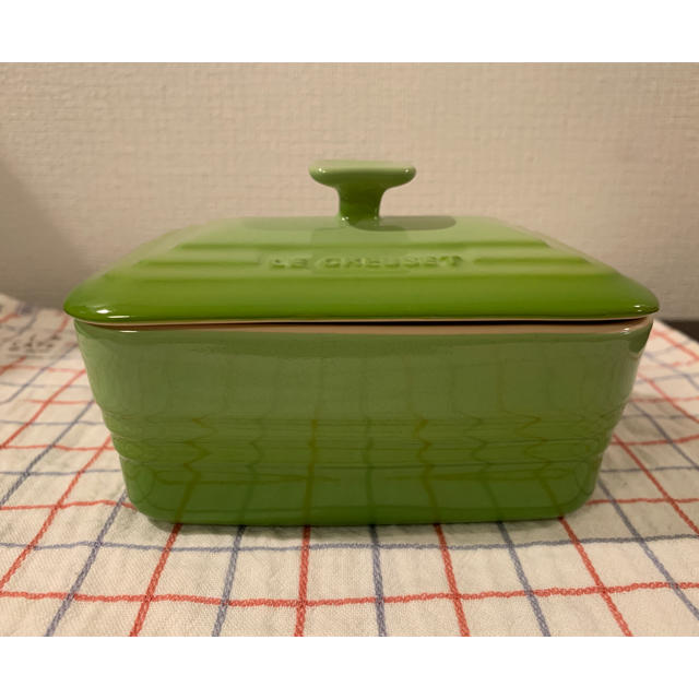 LE CREUSET(ルクルーゼ)のル・クルーゼ　ストーンウェア　フタ付きラムカン インテリア/住まい/日用品のキッチン/食器(食器)の商品写真