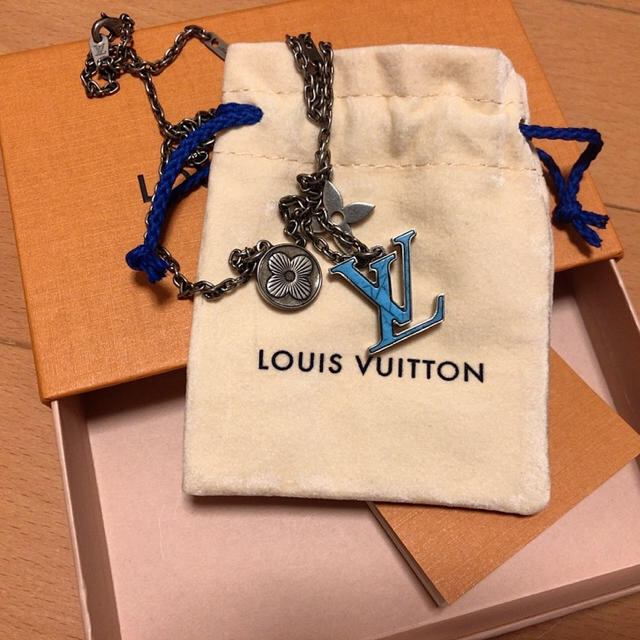 LOUIS VUITTON - ルイ・ヴィトン ネックレス BTSジミン着用の通販 by V's shop｜ルイヴィトンならラクマ