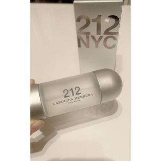 CAROLINA HERRERA - キャロライナヘレラ 212 オードトワレの通販 by