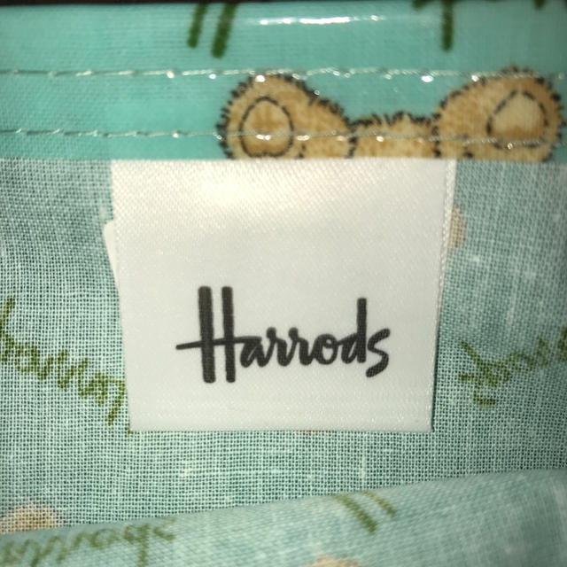 Harrods(ハロッズ)のHarrodsハロッズ マチ無しショッピングバッグ新品未使用 レディースのバッグ(トートバッグ)の商品写真