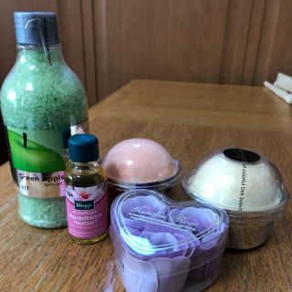 クナイプ(Kneipp)の【未使用】バスグッズ５点セット☆(バスグッズ)