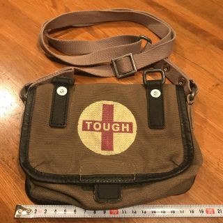 TOUGH(ショルダーバッグ)のフリマアイテム一覧 TOUGH(ショルダーバッグ)のフリマアイテム一覧