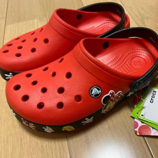 クロックス ディズニー サンダル レディース の通販 45点 Crocsのレディースを買うならラクマ