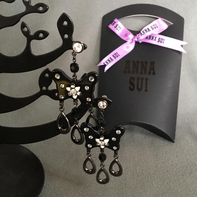 ANNA SUI(アナスイ)のアナスイ  ブラック バタフライ ピアス レディースのアクセサリー(ピアス)の商品写真