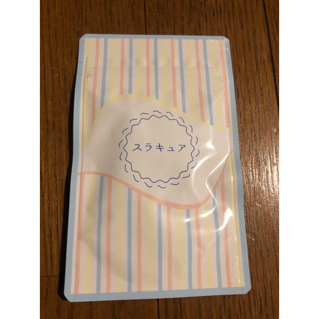 スラキュアの通販 by Miyuki shop|ラクマ