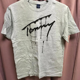 トミー(TOMMY)のTシャツ(Tシャツ/カットソー(半袖/袖なし))