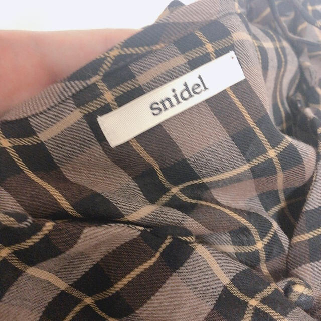 SNIDEL(スナイデル)の美品スナイデル　チェックブラウス　 レディースのトップス(シャツ/ブラウス(長袖/七分))の商品写真