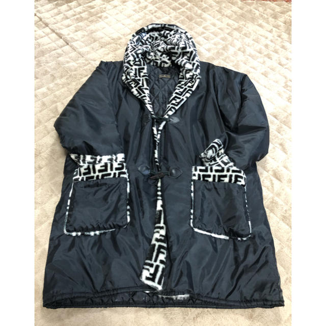 FENDI(フェンディ)のコート レディースのジャケット/アウター(ダウンコート)の商品写真
