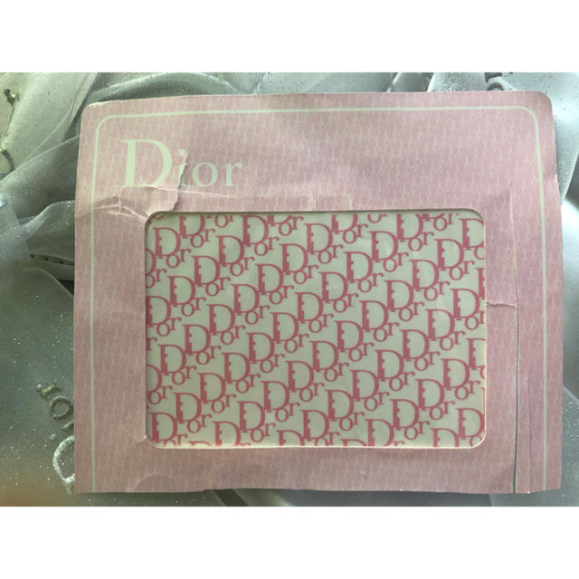 Dior(ディオール)のディオール ロゴ　ネイルシール　ピンク2枚　dior コスメ/美容のネイル(ネイル用品)の商品写真