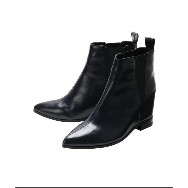 GYDA(ジェイダ)のGYDA サイドゴアブーツ　今季　新品未使用　ブラック レディースの靴/シューズ(ブーツ)の商品写真