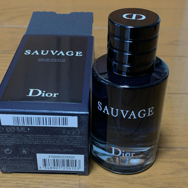 Dior(ディオール)のwillyさん専用Dior SAUVAGE１００ml&60mlセット コスメ/美容の香水(香水(男性用))の商品写真