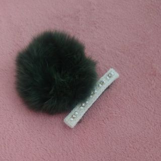 クレアーズ(claire's)のファーシュシュ ビジューバレッタセット(バレッタ/ヘアクリップ)