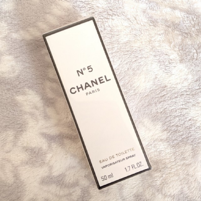 CHANEL(シャネル)の新品未使用✨CHANEL♥No.5オードゥトワレット50ml コスメ/美容の香水(香水(女性用))の商品写真