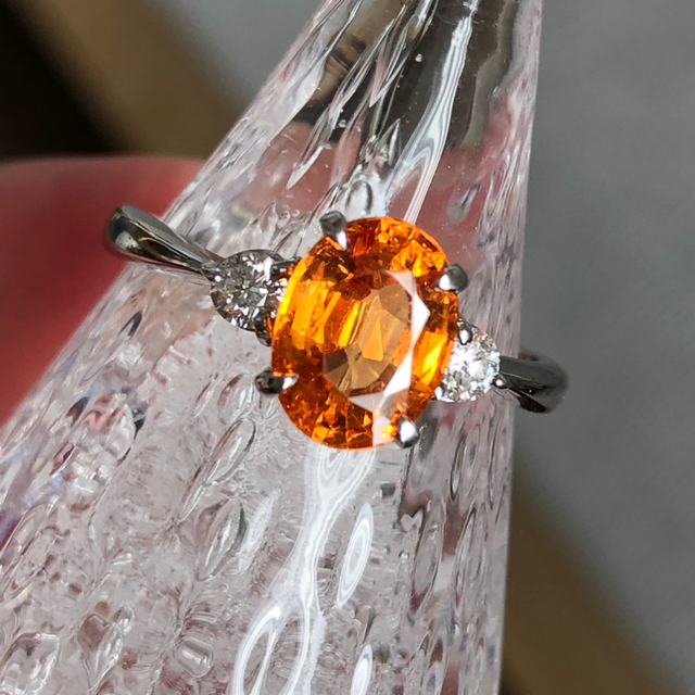 ⭐️暖かい色⭐️ スペサルティンガーネットリング　大粒1.9ct 未使用品 レディースのアクセサリー(リング(指輪))の商品写真