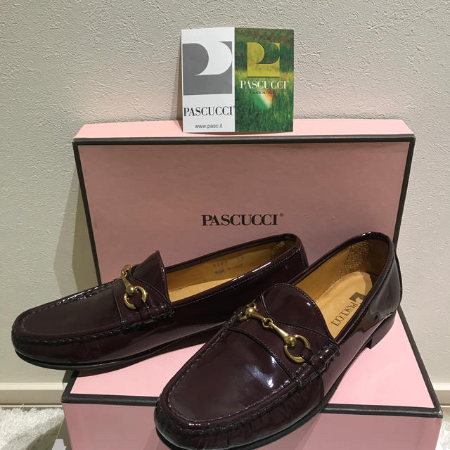 ローファー　PASCUCCI エナメル　ワインレッド　size39 試着のみ