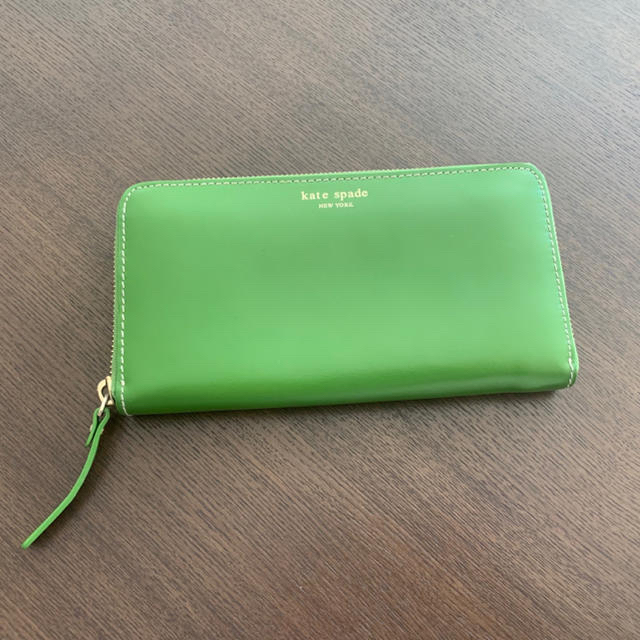 kate spade new york(ケイトスペードニューヨーク)のケイトスペード 長財布 緑 グリーン 水玉 ハワイ購入 レディースのファッション小物(財布)の商品写真