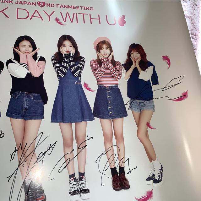 ブランド通販サイトをすべて Apink 直筆全員サイン入りポスター 〈新品未使用〉の通販 by アイドル