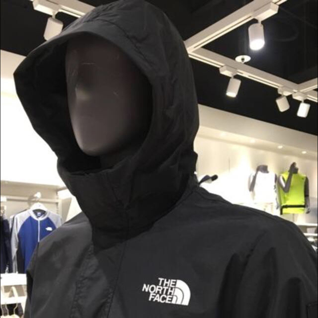 THE NORTH FACE(ザノースフェイス)のタグ付き新品未使用　ホワイトレーベル　ザノースフェイス　アノラック メンズのジャケット/アウター(マウンテンパーカー)の商品写真