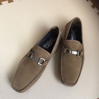 フェラガモ(Ferragamo)のFERRAGMO メンズドライビングシューズ(スリッポン/モカシン)