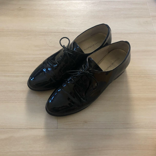 オリエンタルトラフィック(ORiental TRaffic)のエナメルローファー 黒(ローファー/革靴)