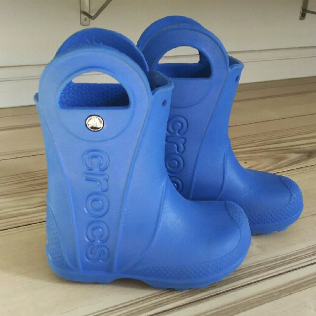 crocs(クロックス)のcrocs  c8 長靴(15.5cm) キッズ/ベビー/マタニティのキッズ靴/シューズ(15cm~)(長靴/レインシューズ)の商品写真