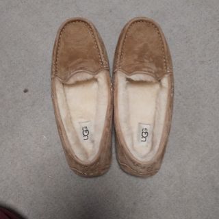 アグ(UGG)のhawaiangirl様専用      ＵＧＧのふわふわローファー靴  ほぼ新品(ローファー/革靴)