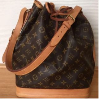 ルイヴィトン(LOUIS VUITTON)の最終値下げ！！ルイヴィトン　ショルダーバッグ　巾着型(ショルダーバッグ)