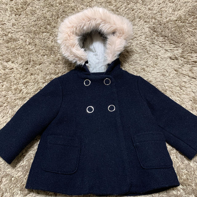 ZARA KIDS(ザラキッズ)のZaraBaby ファーフード付きコート キッズ/ベビー/マタニティのベビー服(~85cm)(ジャケット/コート)の商品写真