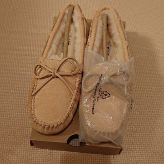 アグ(UGG)のUGG モカシン 新品 36(スリッポン/モカシン)