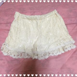 イング(INGNI)のINGNI♡白レース♡ショートパンツ(ショートパンツ)