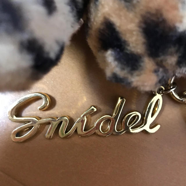 SNIDEL(スナイデル)のsnidel    スナイデル  キーホルダー  チャーム ハンドメイドのファッション小物(バッグチャーム)の商品写真