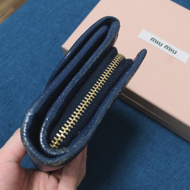 お得】 miumiu - 財布詳細 miumiu 財布 - energy-solutions.tn
