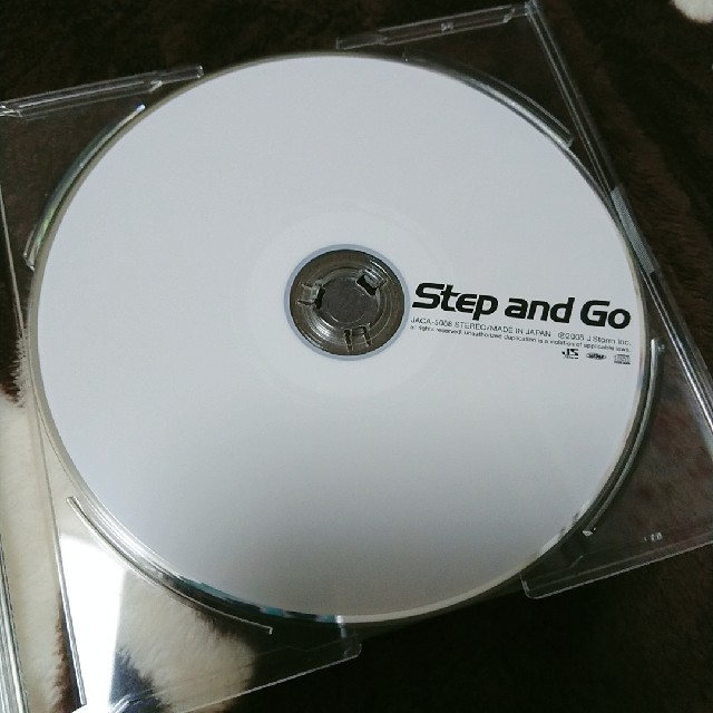 嵐(アラシ)の嵐「Step and Go」シングルCD エンタメ/ホビーのCD(ポップス/ロック(邦楽))の商品写真