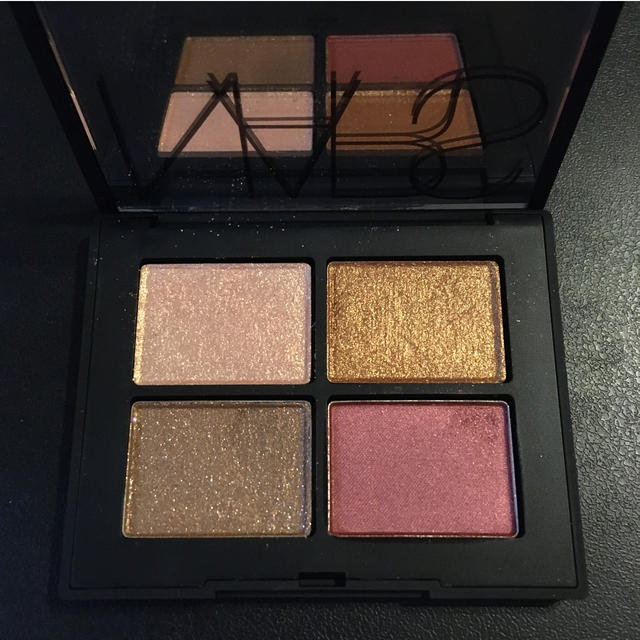 NARS(ナーズ)のNARS クワッドアイシャドー アイシャドウ　3972 コスメ/美容のベースメイク/化粧品(アイシャドウ)の商品写真