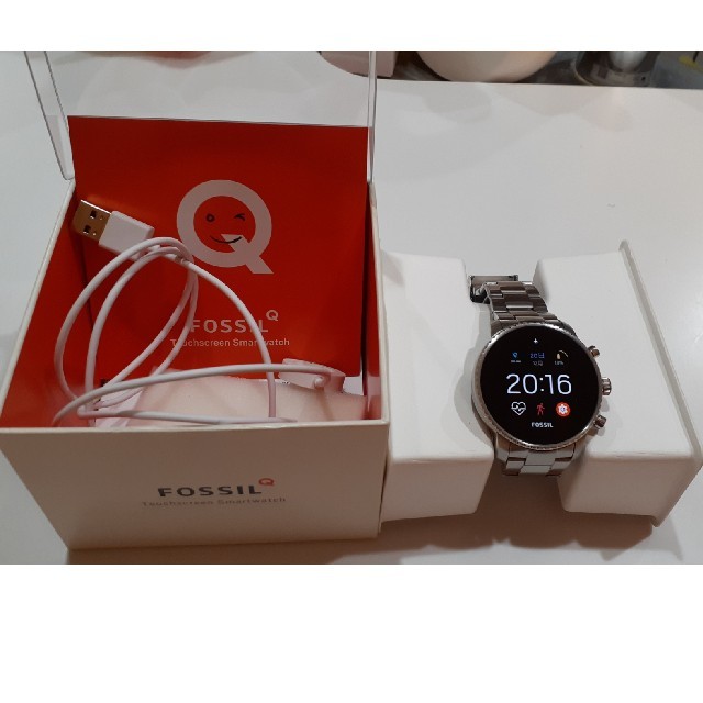 FOSSIL(フォッシル)の【値下】Fossil

Q Explorist HR GEN4 FTW4011 メンズの時計(腕時計(デジタル))の商品写真