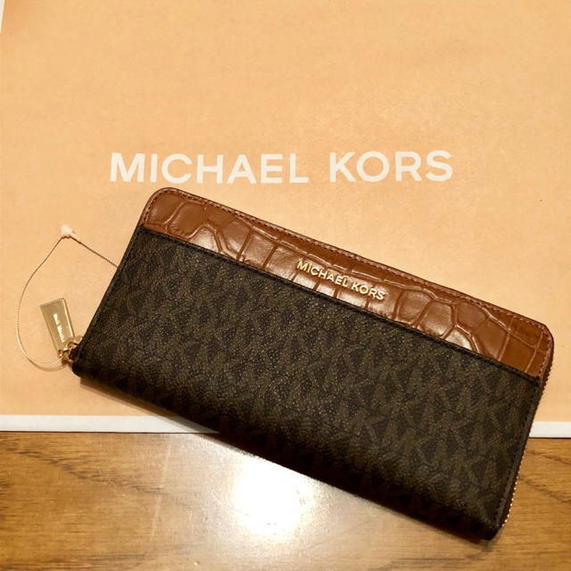 Michael Kors(マイケルコース)の♡MICHEL KORS♡マイケルコース 長財布 =新品未使用= レディースのファッション小物(財布)の商品写真