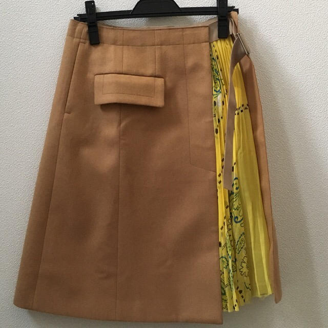 sacai(サカイ)の専用出品❣️sacai ペイズリー 柄 スカート サイズ1 レディースのスカート(ひざ丈スカート)の商品写真
