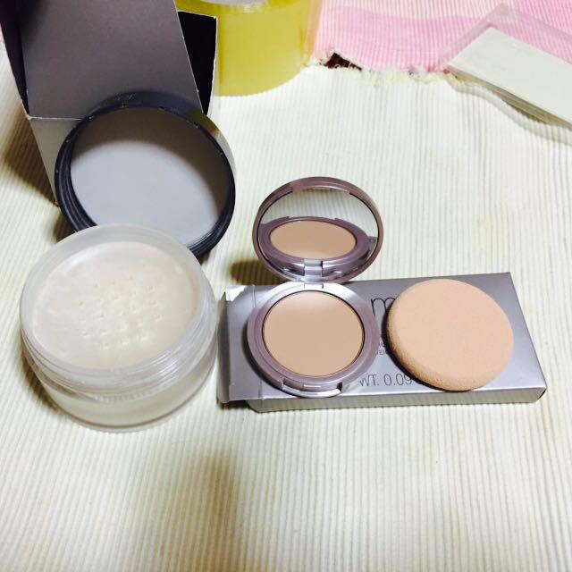 laura mercier(ローラメルシエ)のフェイスパウダー ファンデーション コスメ/美容のベースメイク/化粧品(フェイスパウダー)の商品写真