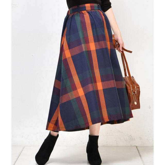 natural couture(ナチュラルクチュール)の美品 BIGチェックフレアスカート レディースのスカート(ロングスカート)の商品写真