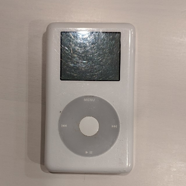 Apple(アップル)のiPod 第４世代 ジャンク品 スマホ/家電/カメラのオーディオ機器(ポータブルプレーヤー)の商品写真